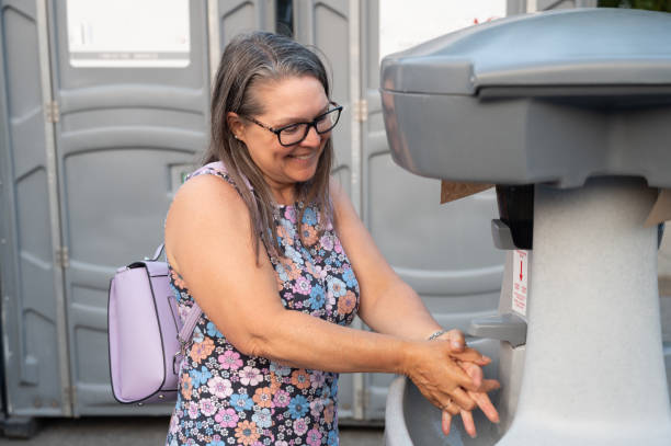 Best High-end porta potty rental  in Piru, CA